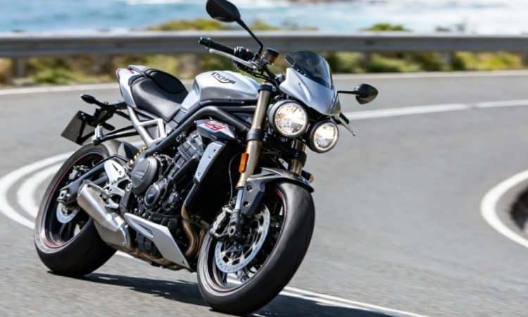 Triumph Speed Triple 1200 RR: Sportbike Elegan dengan DNA Balap Murni